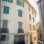 Appartement de 120 m² avec 4 chambre(s) en location à Cannes