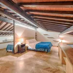 Rent 3 bedroom house of 120 m² in Florence