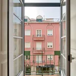 Rent 3 bedroom apartment in Lisbon