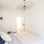 Appartement de 77 m² avec 2 chambre(s) en location à Paris