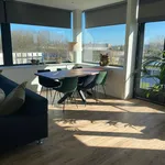 Huur 2 slaapkamer appartement van 65 m² in Huizum-Badweg