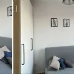 Rent a room of 95 m² in wroclaw