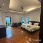 Rent 4 bedroom house of 380 m² in Phuket