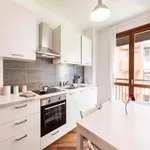 Rent a room of 151 m² in Milan