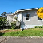 Rent 4 bedroom house in Ōakura