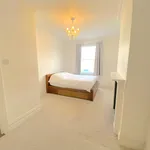 Rent 2 bedroom flat in Hove