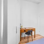 Rent 4 bedroom apartment of 66 m² in Berlin