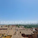 Affitto 3 camera appartamento di 85 m² in Siena