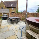 Rent 5 bedroom house in East Midlands