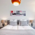 Miete 4 Schlafzimmer wohnung von 135 m² in Düsseldorf