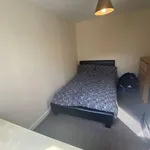 Rent 5 bedroom house in East Midlands