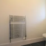 Rent 4 bedroom apartment in West Midlands