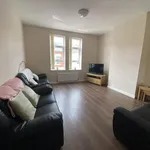 Rent 6 bedroom flat in Charnwood