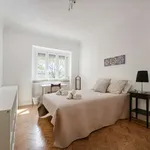 Rent a room in lisbon