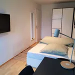 Rent a room of 100 m² in Berlin