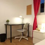 Rent a room in Madrid