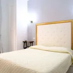 Rent 4 bedroom apartment in rome