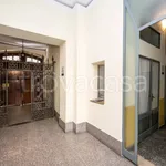 Rent 1 bedroom apartment of 50 m² in Milano