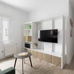 Rent 3 bedroom apartment in Madrid