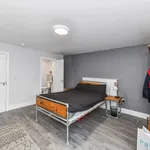 Rent 5 bedroom flat in East Midlands