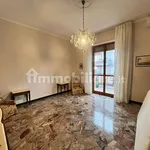 Rent 4 bedroom apartment of 138 m² in Genoa