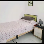 Rent a room in Barcelona']