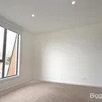 Rent 5 bedroom house in Clayton