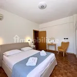 Rent 5 bedroom apartment of 100 m² in Cagliari