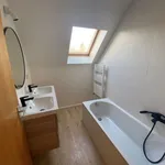 Huur 3 slaapkamer huis van 500 m² in RHODE-SAINT-GENÈSE