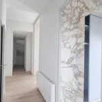 Appartement de 157 m² avec 5 chambre(s) en location à TOURS