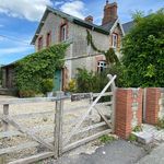 Rent 5 bedroom house in South West England