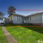 Rent 2 bedroom house of 620 m² in  Nowra NSW 2541                        