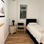 Rent 4 bedroom apartment of 969 m² in London