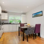 Rent 2 bedroom apartment in Reigate and Banstead