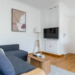 Appartement de 387 m² avec 1 chambre(s) en location à Paris