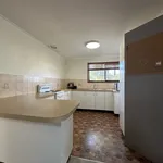 Rent 2 bedroom house in Kambah