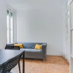 Rent 4 bedroom apartment in Madrid