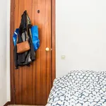 Rent 4 bedroom apartment in Barcelona