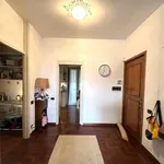 Affitto 3 camera appartamento di 110 m² in Cernobbio