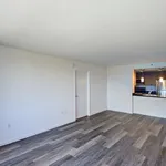 Rent 2 bedroom apartment of 108 m² in New York