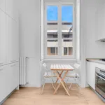 Rent 3 bedroom apartment of 150 m² in Milan