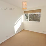 Rent 2 bedroom flat in London