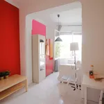 Rent a room of 120 m² in Barcelona