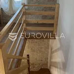 Najam 2 spavaće sobe kuća od 92 m² u Svetvinčenat