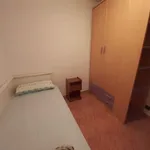 Rent a room of 95 m² in barcelona