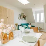 Rent 2 bedroom apartment of 50 m² in paris