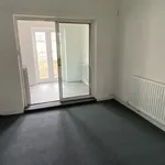 Rent 3 bedroom flat in Doncaster