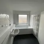 Miete 3 Schlafzimmer wohnung von 80 m² in Duisburg