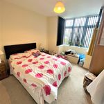 Rent 2 bedroom flat in Bristol