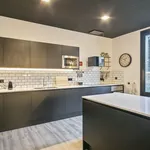 Rent 4 bedroom apartment of 250 m² in Barcelona